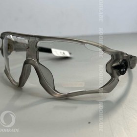 تصویر عینک JAWBREAKER GRAY GLAS 