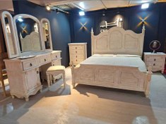 تصویر تخت خواب دونفره کتیبه 