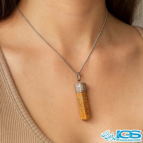 تصویر گردنبند سنگ اوناکیت مدل منشور بدون زنجیر 