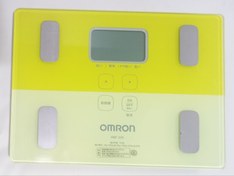 تصویر ترازو هوشمند وزن ،چربی،BMI و کالری ، مارک امرون ژاپن OMRON HBF-225(مونتاژ چین) استوک ژاپن 