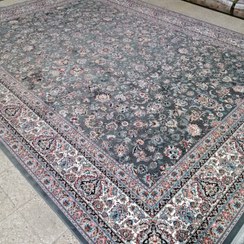 تصویر فرش افشان درباری دودی ۷00 شانه تراکم ۲۵۵۰ نخ اکرولیک کاشان | ظرافت سلطنتی با ماندگاری بالا 