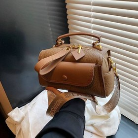 تصویر کیف وارداتی کد ۶۳۲ 