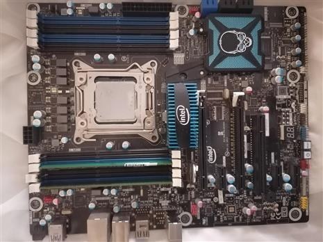 マザーボード Intel Dx79To LGA2011 #ビッーヒ