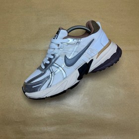 تصویر کتونی نایک v2k 