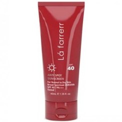 تصویر کرم ضدآفتاب و ضد لک رنگی لافارر مدل SPF 40 مناسب پوست های خشک و معمولی حجم 40 میلی لیتر Lafarrerr anti spot tinted sunscreen cream for dry skin 40 ml