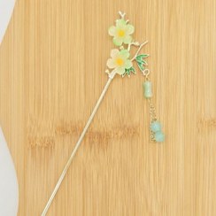 تصویر کانزاشی مو طرح گل های رز رنگی آویزدار 