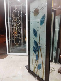 تصویر پارتیشن شیشه‌ای 