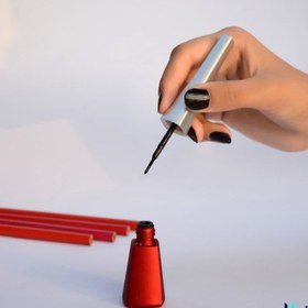 تصویر خط چشم مویی 