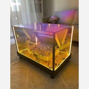 تصویر جلو مبلی دلار و یورو 