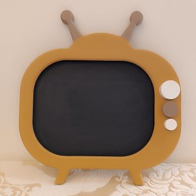 تصویر تخته سیاه چوبی مدل تلویزیون رنگ شده سایز کوچک مناسب سیسمونی و عکاسی و بازی کودکان رنگاچوب 