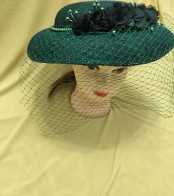 تصویر کلاه مجلسی سبز 