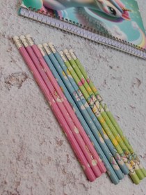 تصویر مداد سیاه پاکن دار پونی 