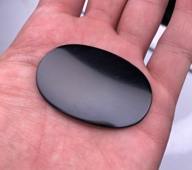 تصویر نگین عقیق مشکی تخت کد ۲۸۶ 