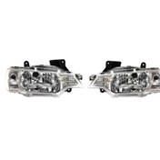 تصویر چراغ جلو وانت آریسان مدرن بدون موتور چپ و راست 