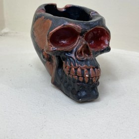 تصویر زیر سیگاری اسکلتی 