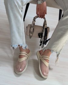 تصویر صندل توری دخترانه ژورنالی لودشکا 