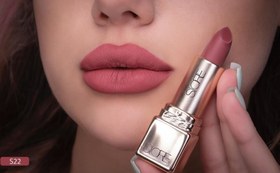 تصویر رژ لب جامد مخملی سیوره کد022 siore matte lipstick 022