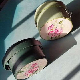 تصویر کیف رودوشی طرح گل رز 