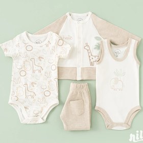 تصویر ست نوزادی ۱۳ تکه نیلی طرح زرافه مناسب ۰ تا ۳ ماه 