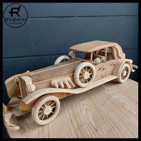 تصویر ماکت چوبی ماشین کلاسیک 