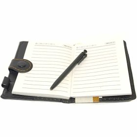 تصویر دفترچه یادداشت جلد چرمی جیبی همراه با خودکار 