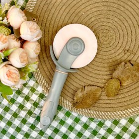 تصویر پیتزا بر 