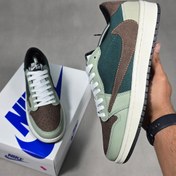 تصویر کتانی مردانه نایکی ایر جردن ۱ تراویس اسکات رنگ قهوه ای سبز با جنس چرم 