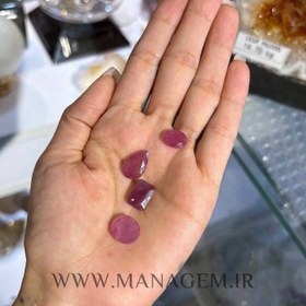 تصویر نگین یاقوت صورتی 