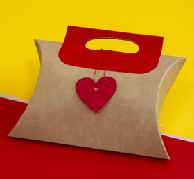 تصویر تگ هدیه 