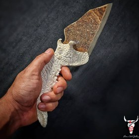 تصویر چاقوی فک طرح عصر حجری 