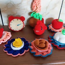 تصویر هفت سین بافتنی 