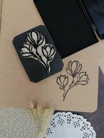 تصویر مهر دستساز طرح گل از جنس لینو-مناسب چاپ پارچه و کاغذ ا handmade lino stamp handmade lino stamp
