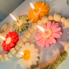 تصویر شمع دست ساز گل بابونه 