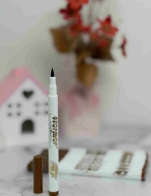 تصویر خط چشم قهوه ای 