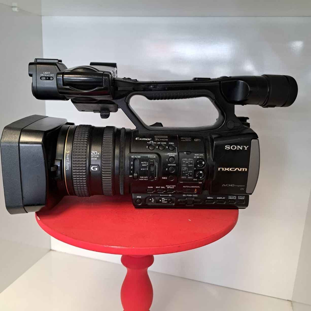 خرید و قیمت دوربین کارکرده فیلم برداری سونی HXR-NX3 | ترب خرید و قیمت دوربین کارکرده فیلم برداری سونی HXR-NX3 | ترب