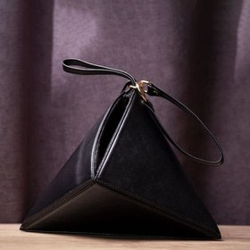 تصویر کیف دوشی چرم هرمی 