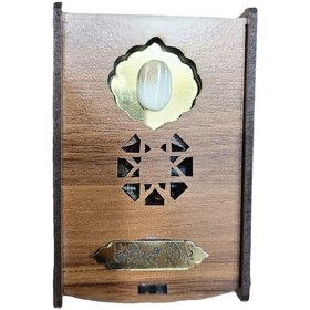 تصویر سنگ حرم امام حسین (ع) به همراه آب سرداب حرم حضرت عباس (ع) و تربت کربلا 