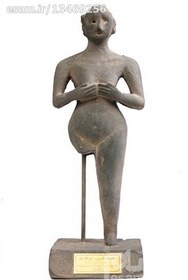 تصویر مولاژ باستانی و مجسمه باستانی یک زن 