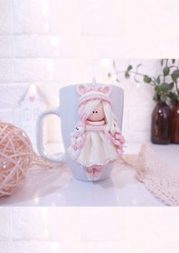 تصویر ماگ عروسکی دختر روسی 