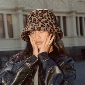 تصویر کلاه باکت پلنگی 