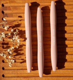 تصویر خط چشم ماژیکی یانگ می - مشکی 