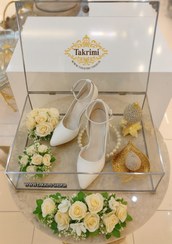 تصویر باکس شیشه ای خواستگاری خاستگاری شب یلدایی شب چلگی چله ای شیرینی مینی کاپ کیک باقلوا درب دار مستطیل ( خیلی بزرگ ) نقره ای جنس شیشه ای و استیل خالص 