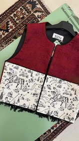 تصویر جلیقه زرشکی چوگان 