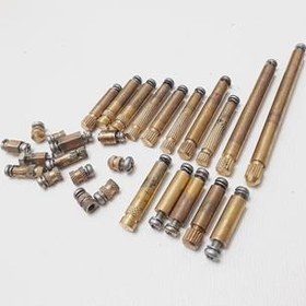 تصویر 28 عدد اسپیسر برنجی 