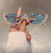 تصویر عینک آفتابی گربه ای زنانه نگین دار 
