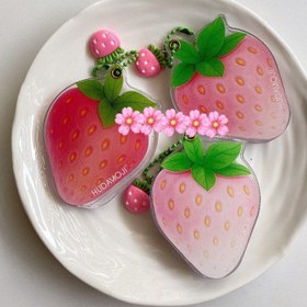 تصویر رژگونه توت فرنگی 