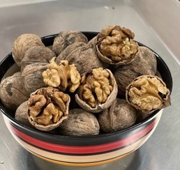 تصویر گردو ایرانی مرغوب (فسنجانی 20% بدون پوچی) 