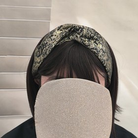 تصویر هد بند گره ای زری 