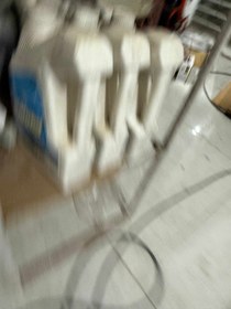 تصویر ضد یخ ۴ لیتری کندل 