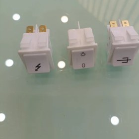 تصویر کلید جرقه زن اجاق گاز 